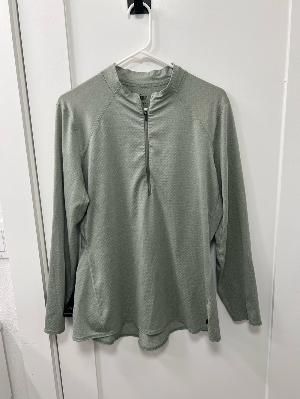 REI Women's Sage Green Quarter-Zip Long Sleeve Pullover